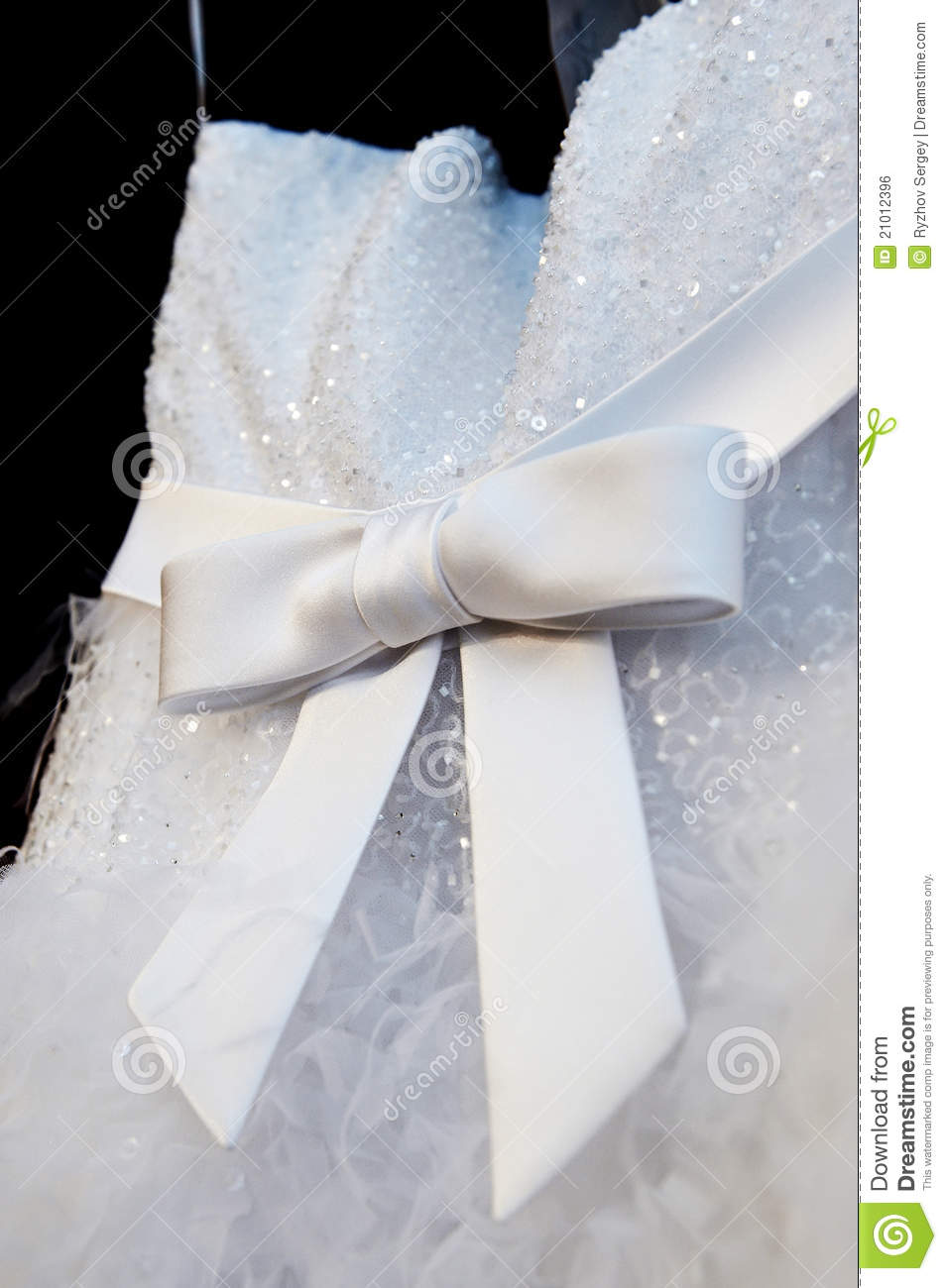 Bow On A Wedding Dress Royalty Free Stock Image   Image  21012396