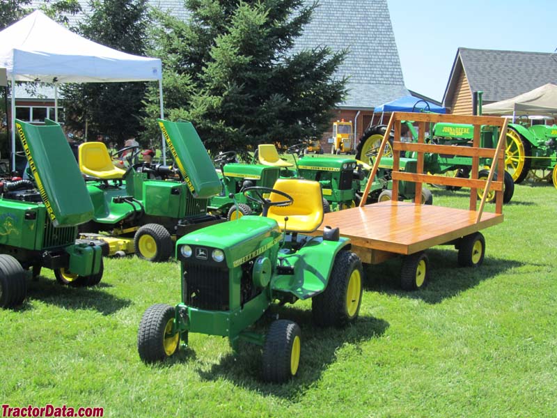 Tractor For Sale Vintage John Deere Lawn And Garden Tractors A Diesel
